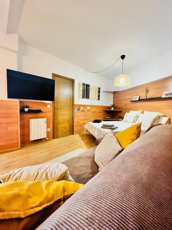 Nuevo Cosy Loft 4Pax Estavar Buitenkant foto